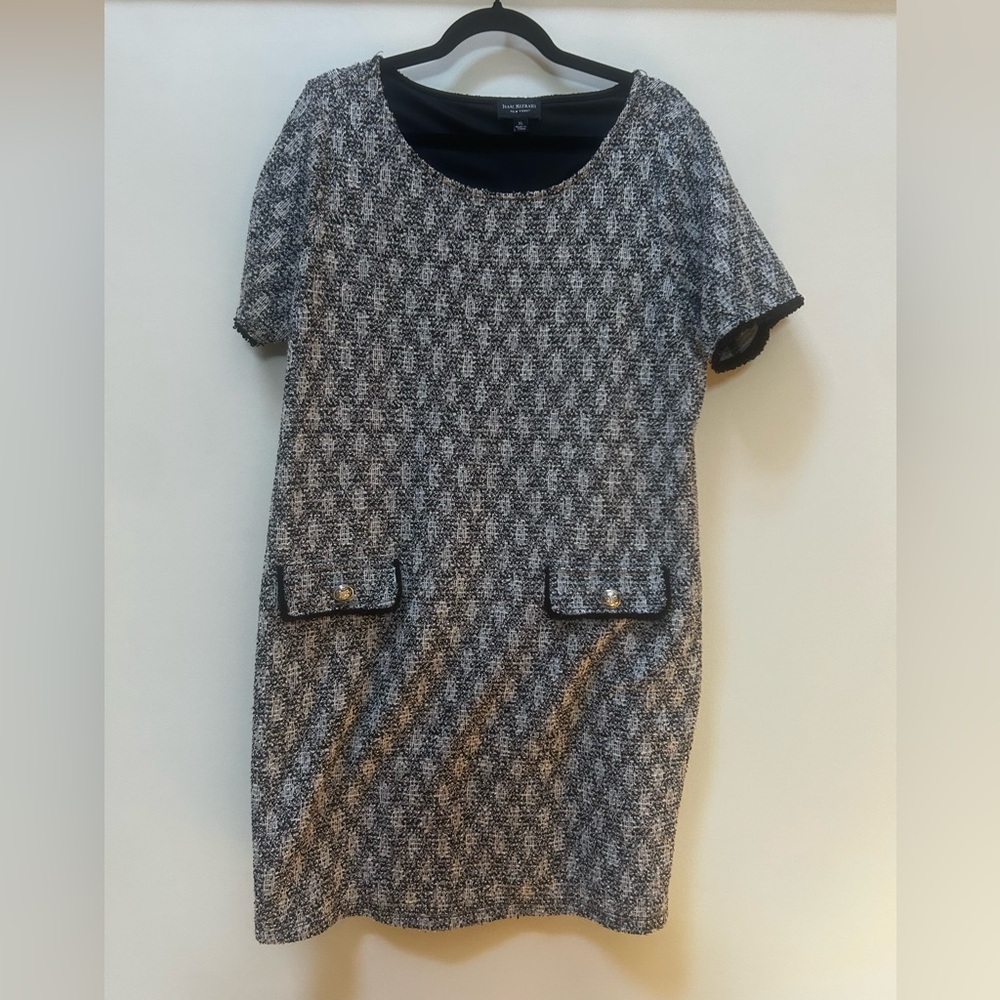 EUC Isaac Mizrahi Black White Grey Silver Dress Size XL